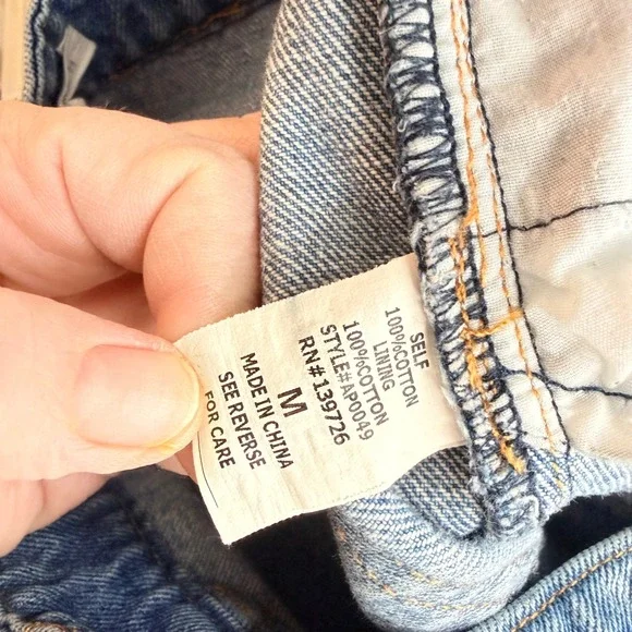 Honey Punch Embroidered Floral Bird Jeans Size M Boho Indie Whimsical Festival - Picture 8 of 11